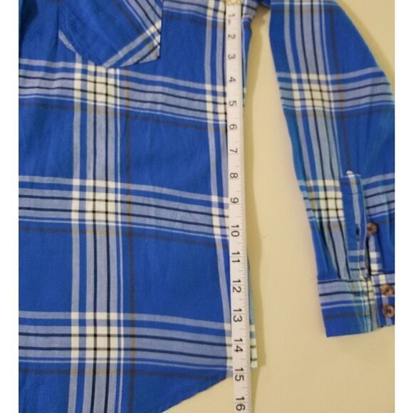 Forever 21 Plaid Top - Picture 4 of 8